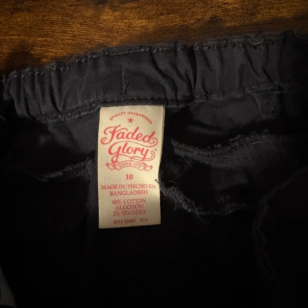 Faded‎ Glory Black Cotton Blend Chino Shorts Elastic Waist (Kids 10)